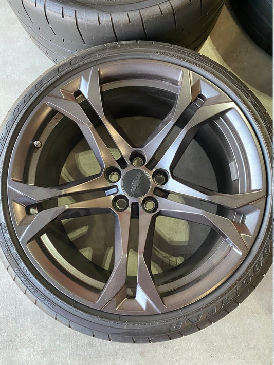 OEM Chevrolet Camaro SS 1LE 20” Wheel & Tire Set