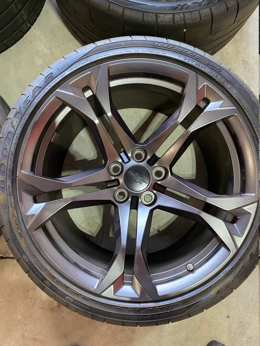 OEM Chevrolet Camaro SS 1LE 20” Wheel & Tire Set